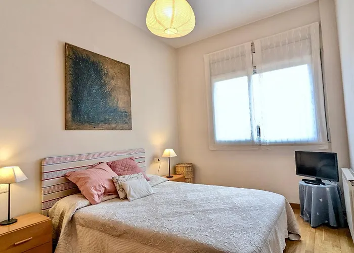 Evh127 Bajo Con Terraza Y Piscina Comunitaria