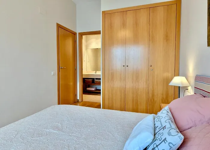 Evh127 Bajo Con Terraza Y Piscina Comunitaria *