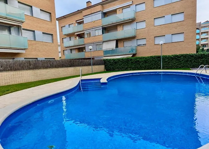 Evh127 Bajo Con Terraza Y Piscina Comunitaria *